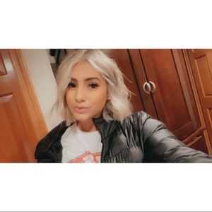 Meet your Posher, Jessica